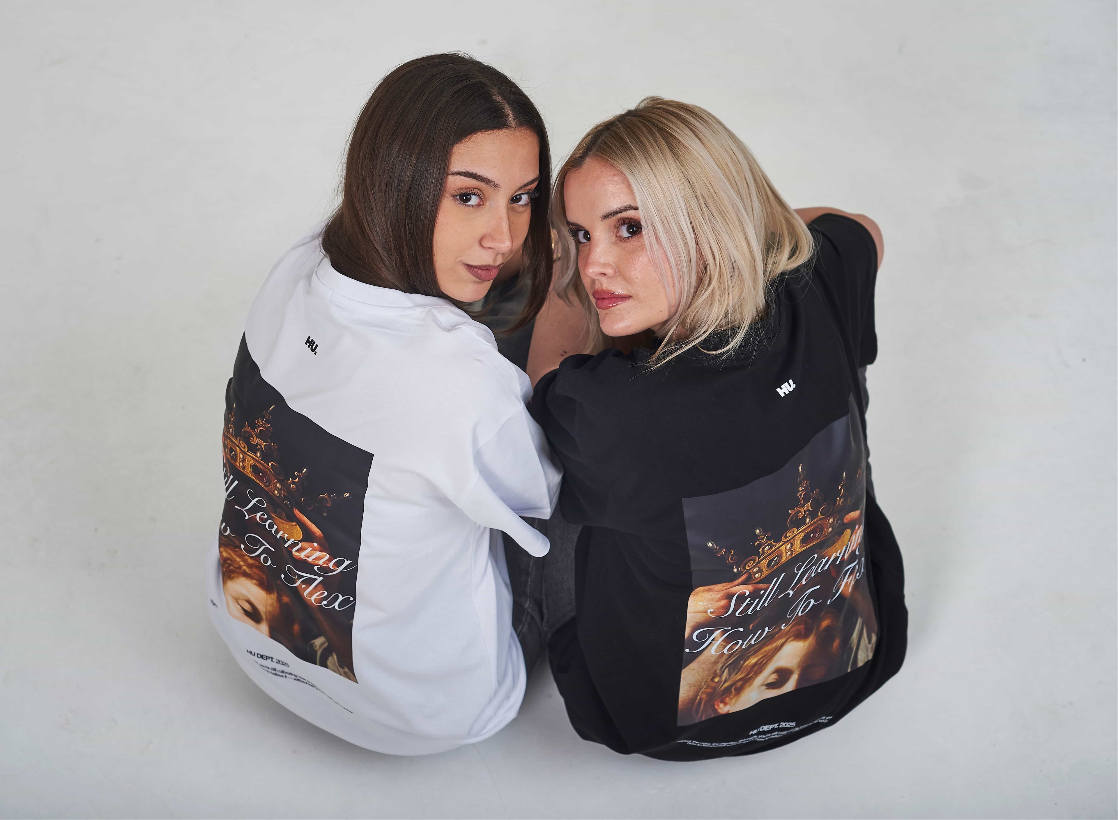 Camiseta Still Learning How To Flex | HU.